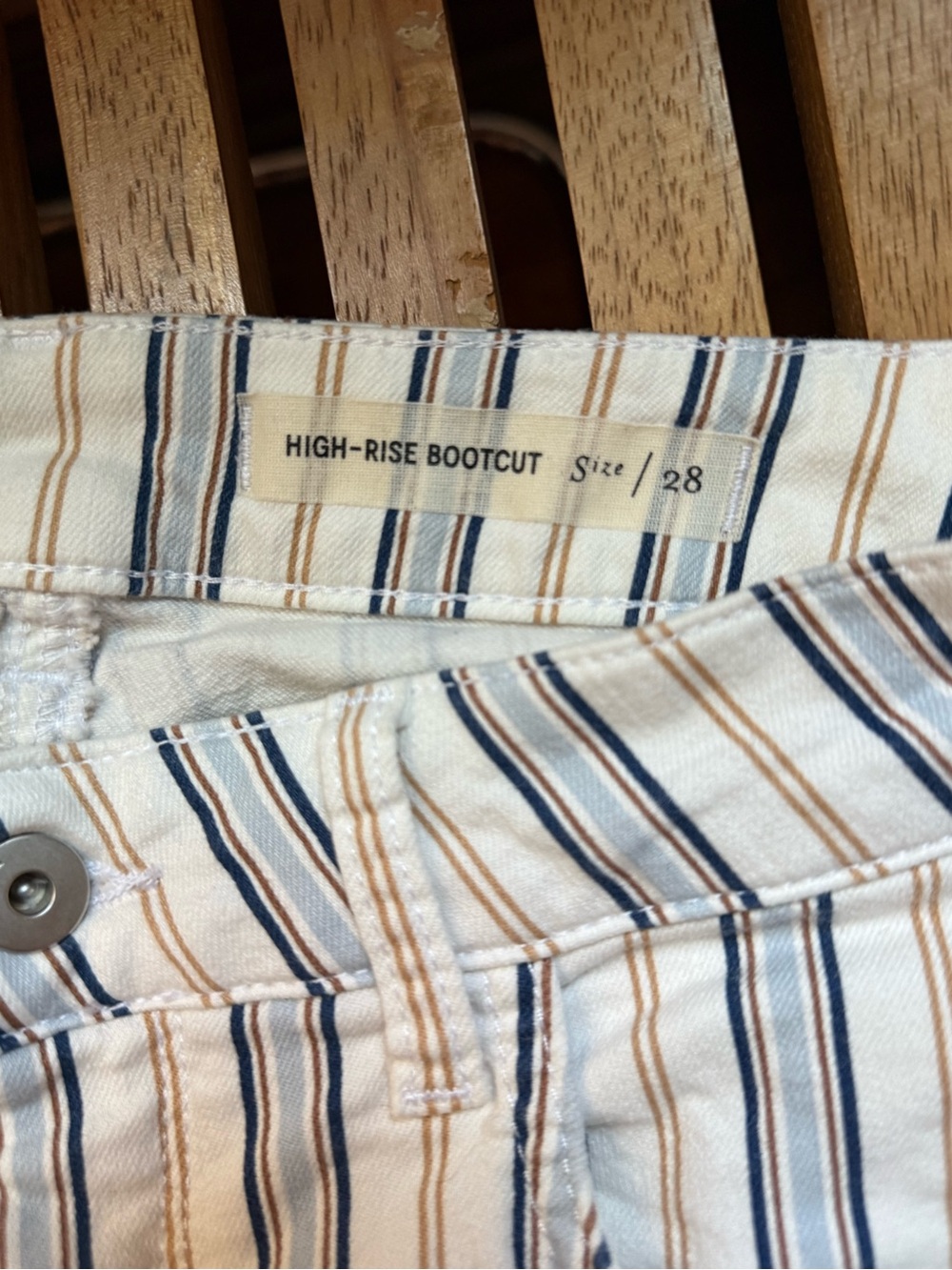 High Rise Boot Cut Stripped Pants - Picture 4 of 9